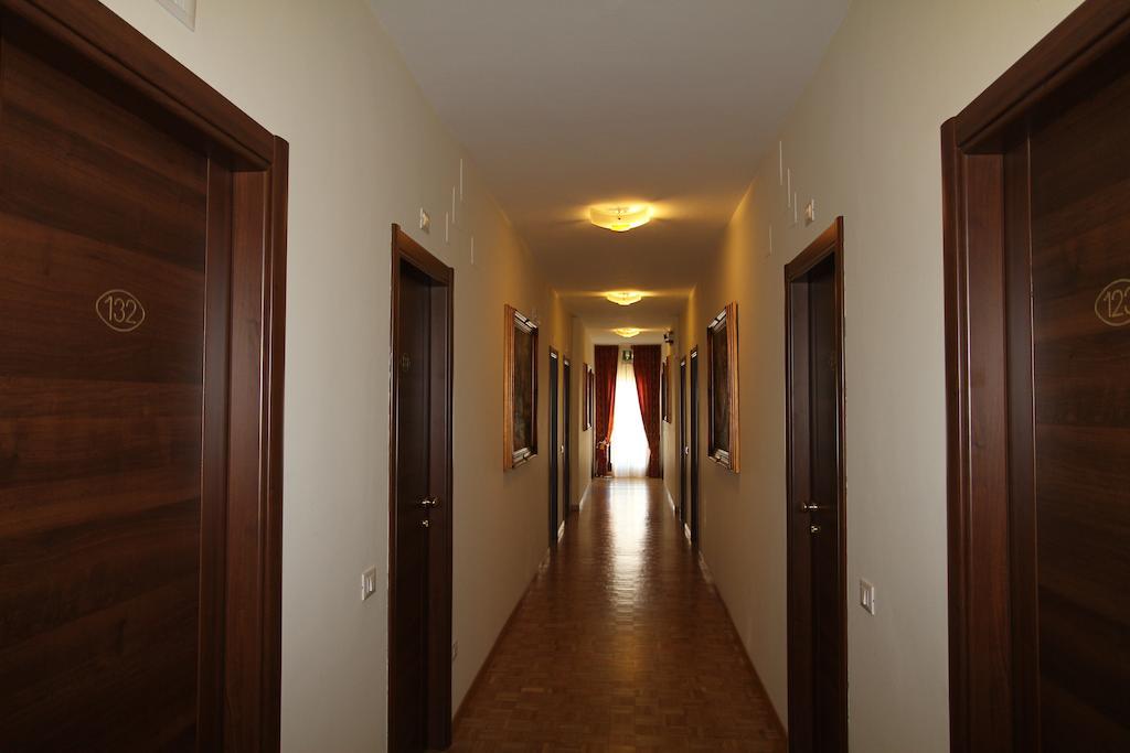 La Vecchia Fattoria Hotel Loreto Quarto foto