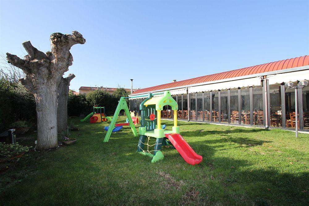 La Vecchia Fattoria Hotel Loreto Exterior foto